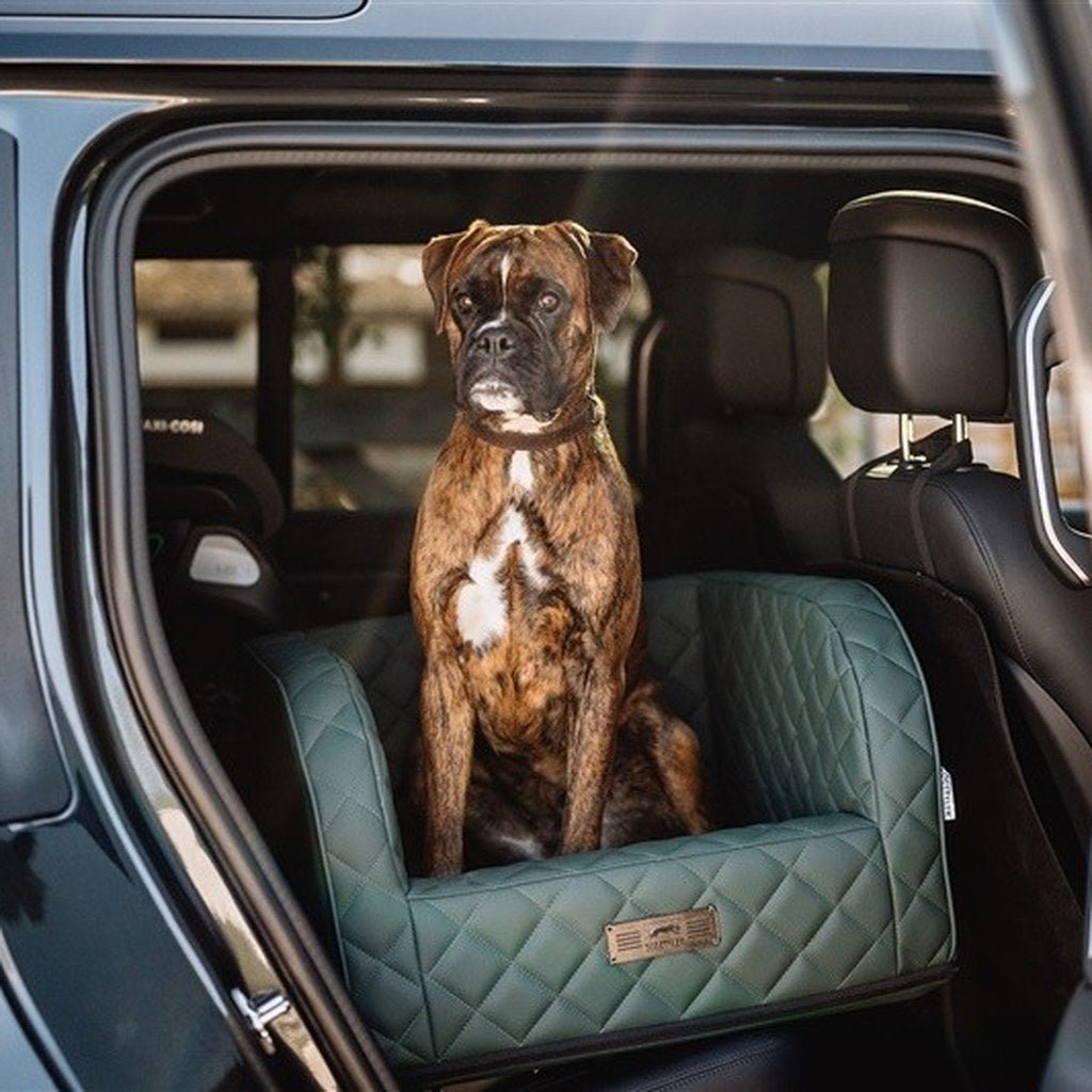 DogStyler Car Seat Excellent - Italian Green lifestyle